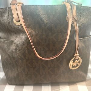 Authentic Michael Kors Tote